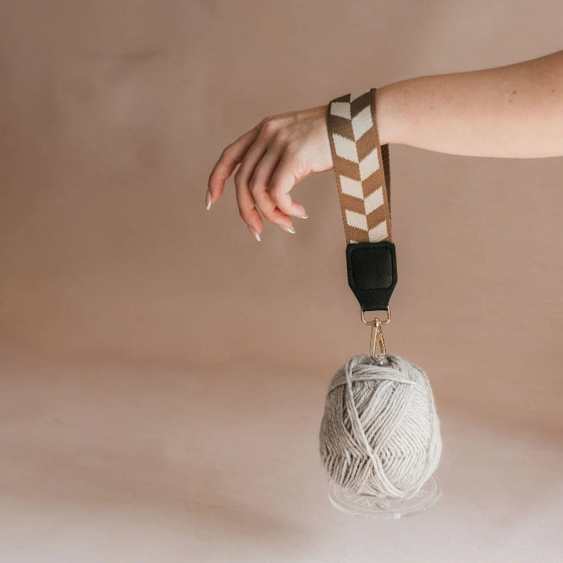 Knits by Cindy Ekman The yarn buddy lanka-apuri lankakaveri neulonta