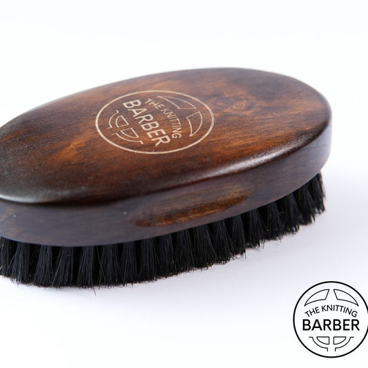 The Knitting Barber Vaate- ja villaharja -Bristle brush