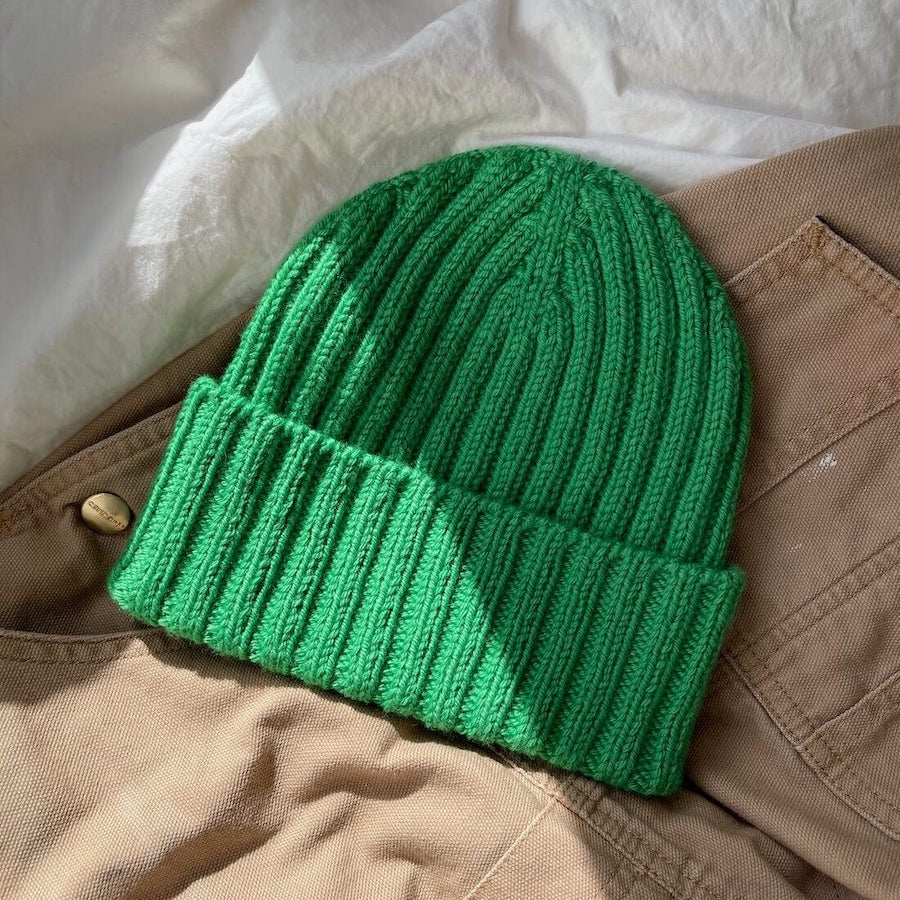 PetiteKnit Hipster Hat neuleohje peruspipo