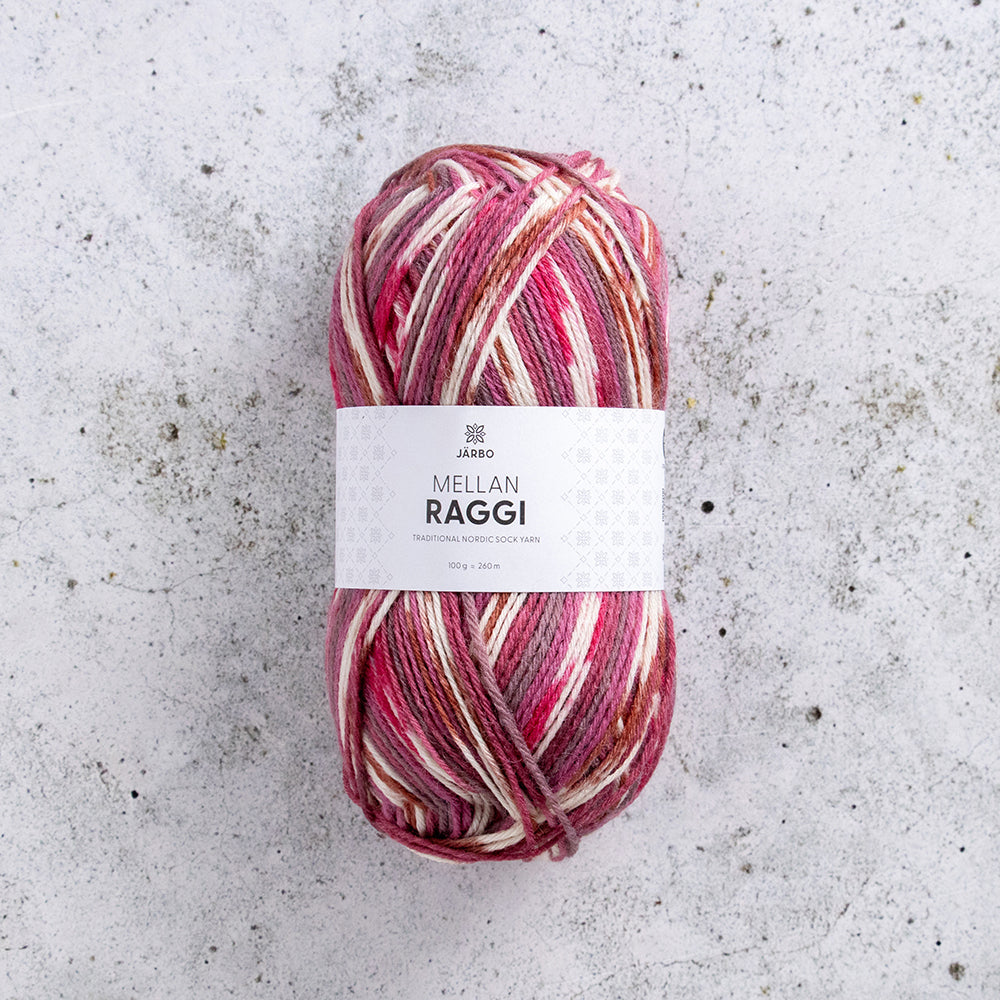 Järbo Mellan Raggi 28460 Tunnel of love sukkalanka mallisukka lanka