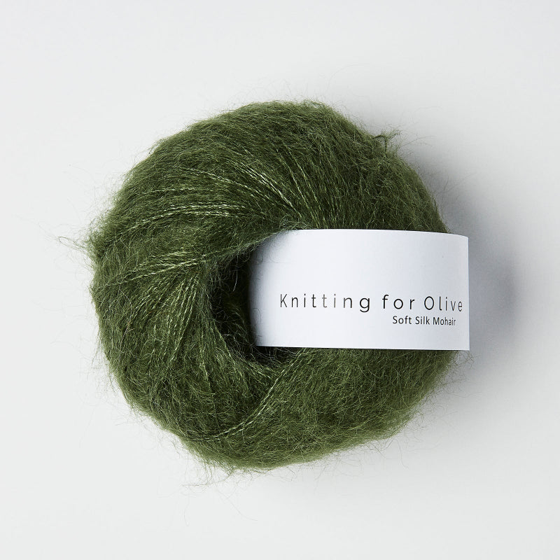 Knitting for Olive ylellisen pehmeä ja ilmava Soft Silk Mohair väri bottle green vihreä