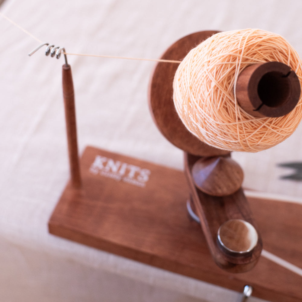 Knits by Cindy Ekman kerijälaite lankakerijälaite lankakakku 