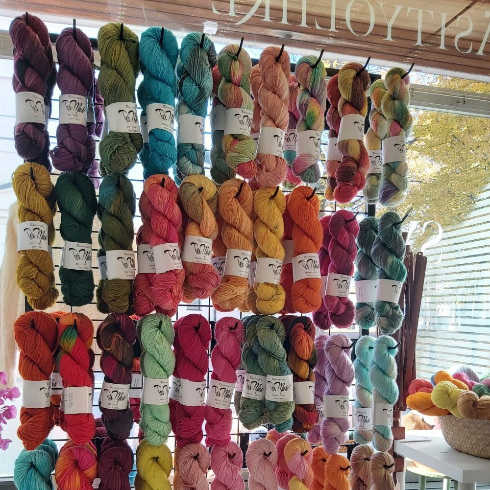 Marilta vrikkäät TerMari langat BLF Tuhti 100g käsinvärjättyjä ihanuuksia neulojille neulontaan