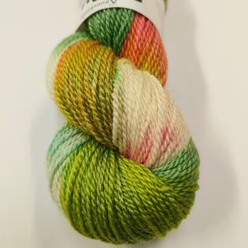 Marilta TerMari upea merino-silkkilanka 100g käsinvärjätty neulojalle