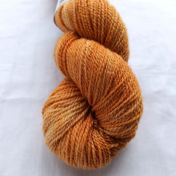 Marilta TerMari upea merino-silkkilanka 100g käsinvärjätty neulojalle