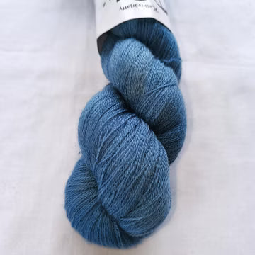 Marilta TerMari Merino-silkki Ohukainen 100g käsinvärjätty