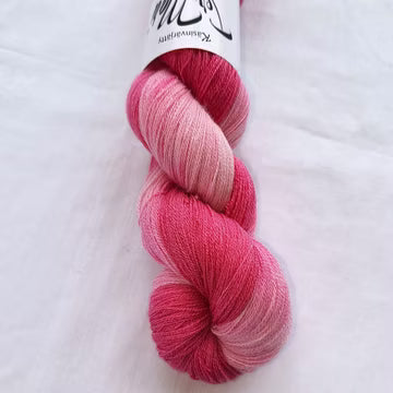 Marilta TerMari Merino-silkki Ohukainen 100g käsinvärjätty