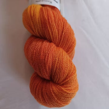 Marilta TerMari Merino-bambu Solakka 100g käsinvärjätty