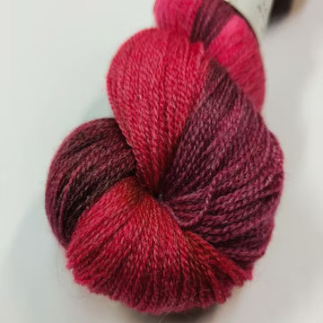 Marilta TerMari Merino-bambu Solakka 100g käsinvärjätty