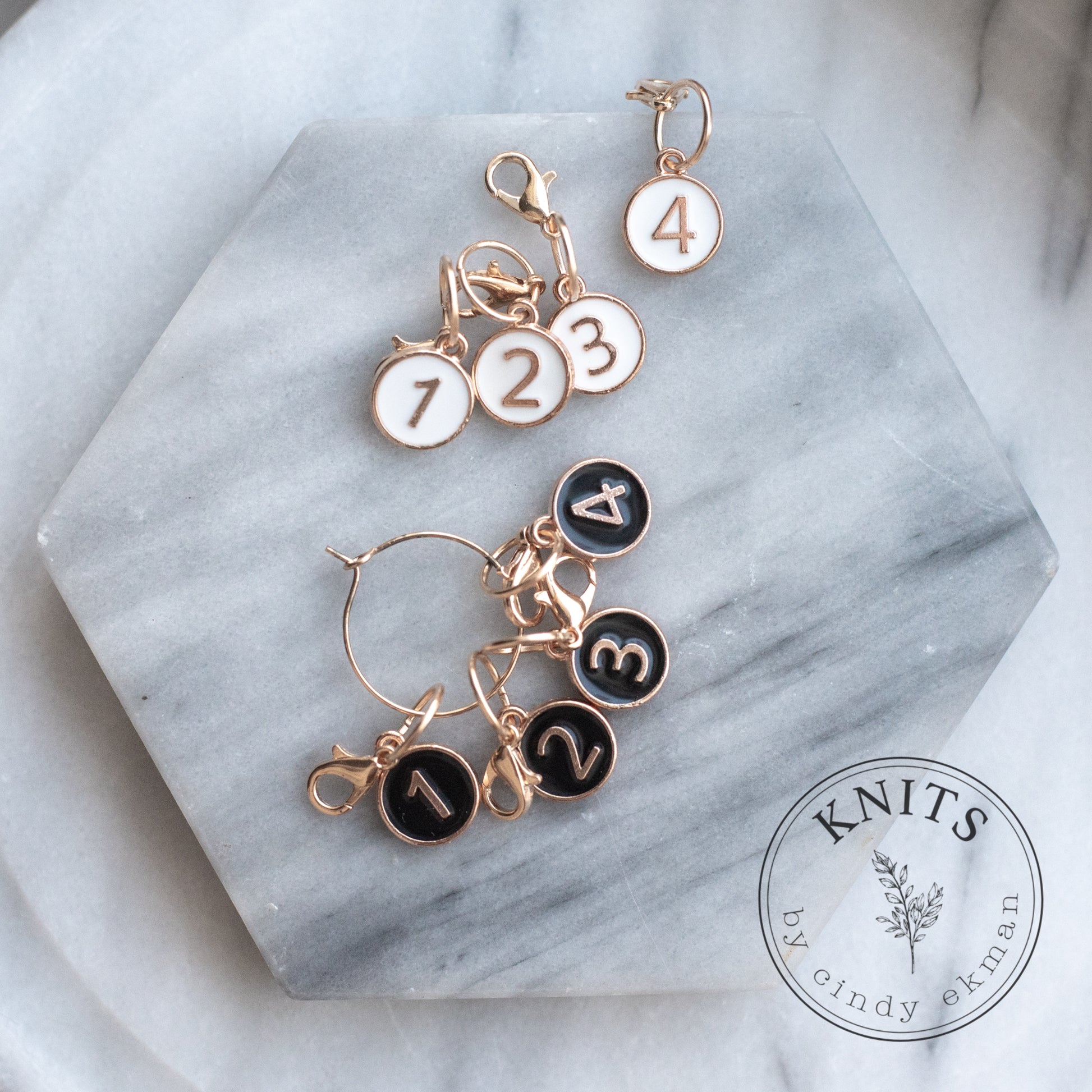 Knits numerot -silmukkamerkkisetti 1-4 neulontatarvikkeet silmukkamerkit