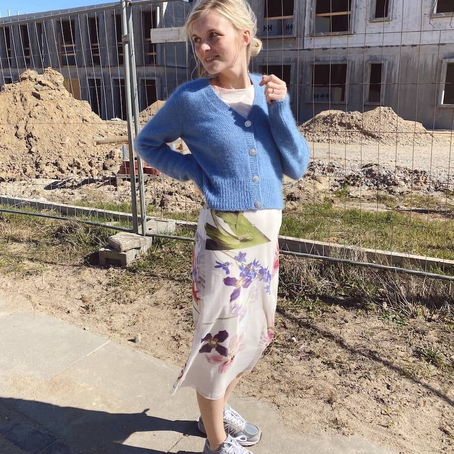 PetiteKnit April cardigan neulottu v-pääntie neuletakkiohje