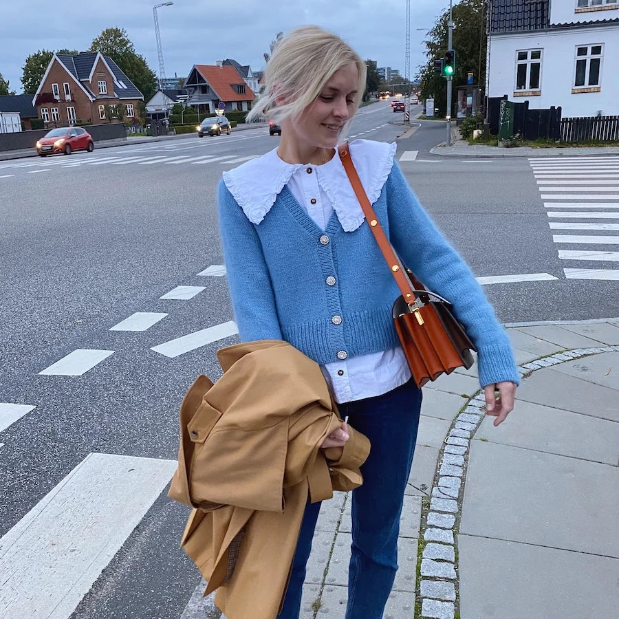 PetiteKnit April cardigan neulottu v-pääntie neuletakkiohje