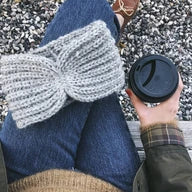 PatiteKnit Ingeborg neulottu pääpanta