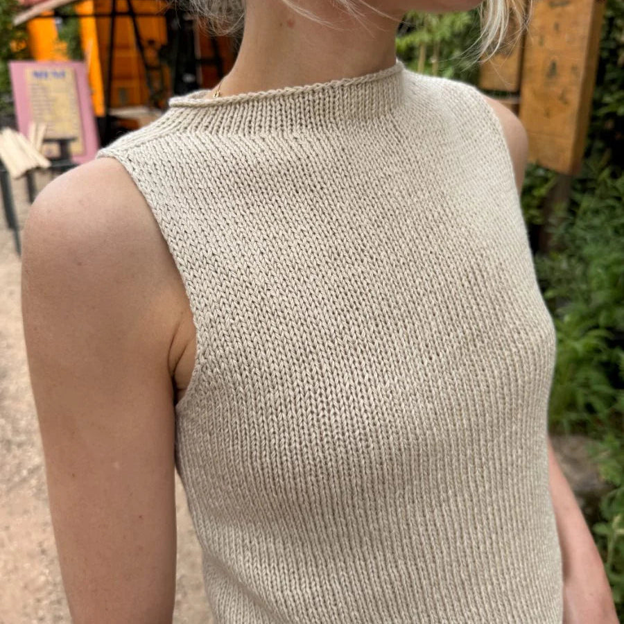 PetiteKnit Ivy Top hihaton neuletoppi Isager Trio2 tai Knitting for Olive Pure Silk langoille