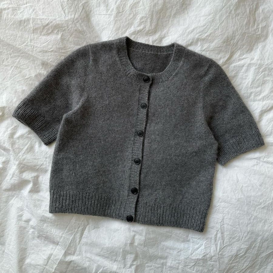 PetiteKnit Maggie Cardigan lyhythihainen neuletakki neuleohje