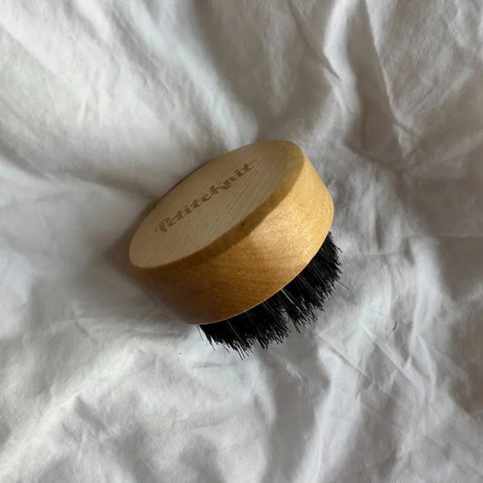 PetiteKnit puinen, kaunis ja kätevä mohairharja vaatteiden huoltamiseen