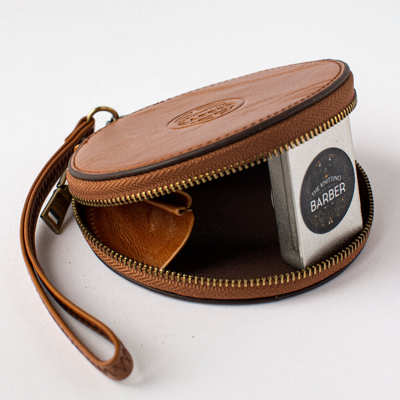 The Knitting Barber Round purse 