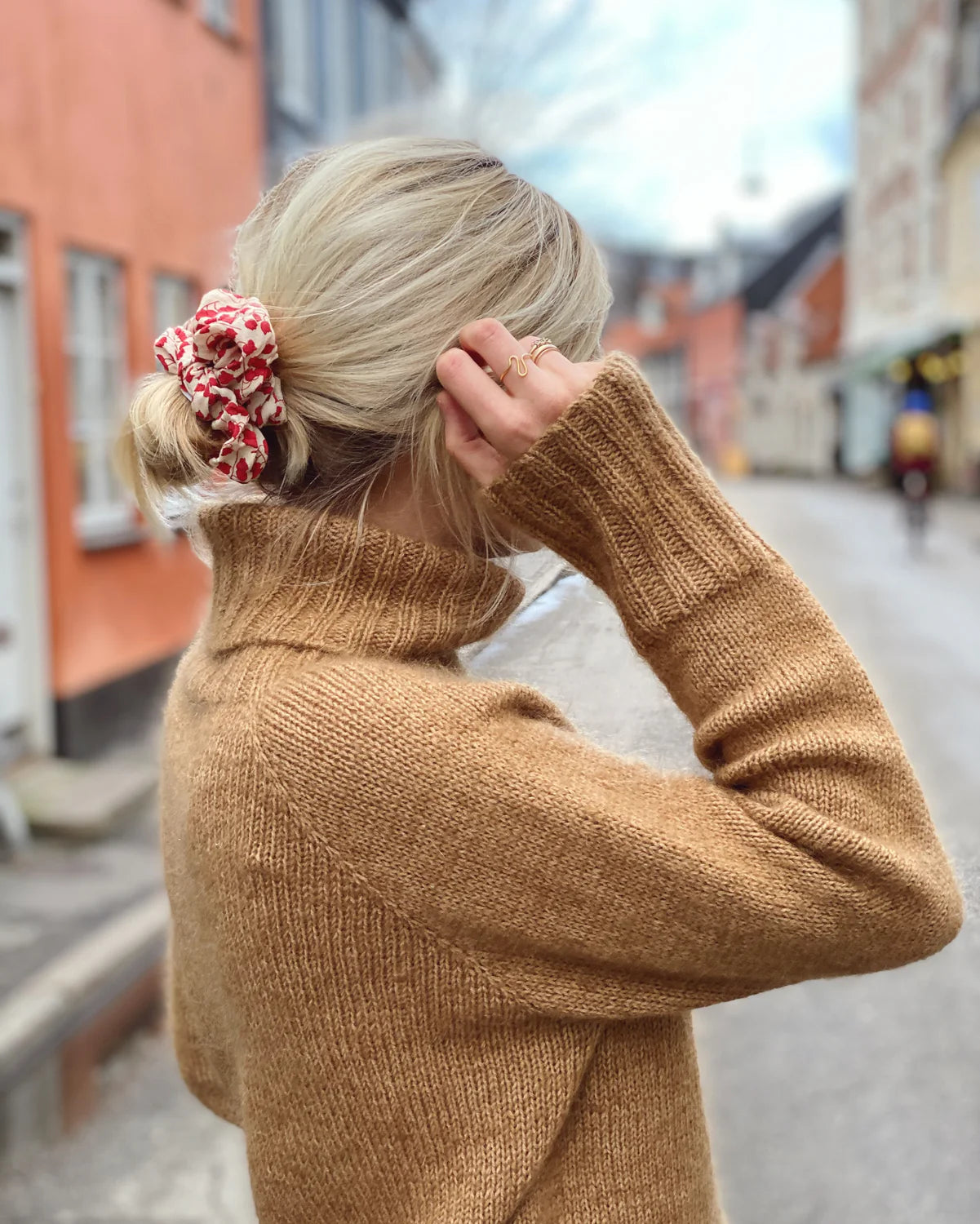 PetiteKnit Caramel Sweater -neuleohje