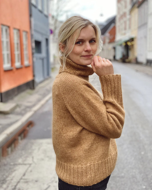 PetiteKnit Caramel Sweater -neuleohje