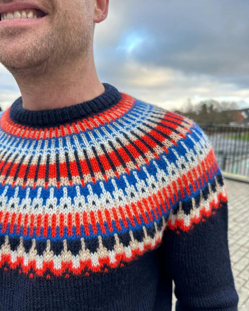 PetiteKnit Celeste Sweater Man -neuleohje (eng.)