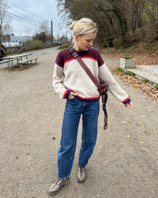 PetiteKnit Cross Sweater -neuleohje