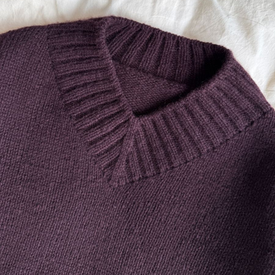 PetiteKnit Hannah Sweater V-neck V-pääntie neuleohje