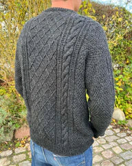 PetiteKnit Moby Sweater Man – neuleohje (englanniksi)