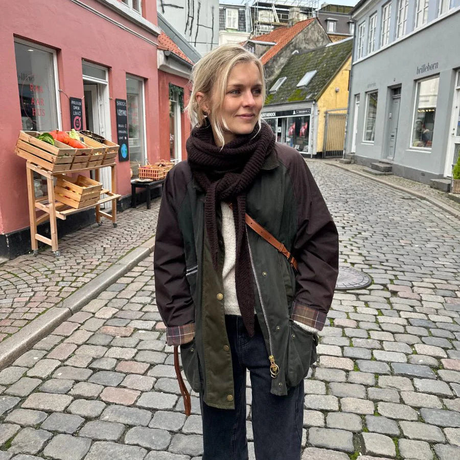 PetiteKnit Sophie Shawl neuleohje neulottu huivi